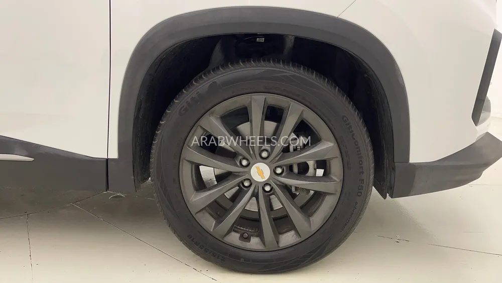 Chevrolet Captiva 2024 for Sale in Dubai Image-10