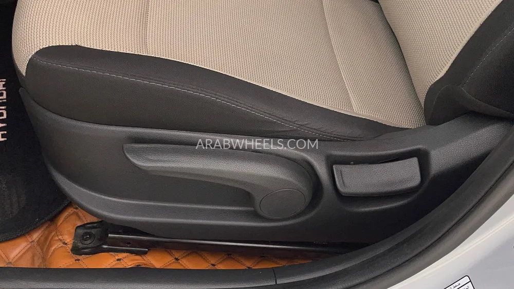 Hyundai Accent 2022 for Sale in Dubai Image-19