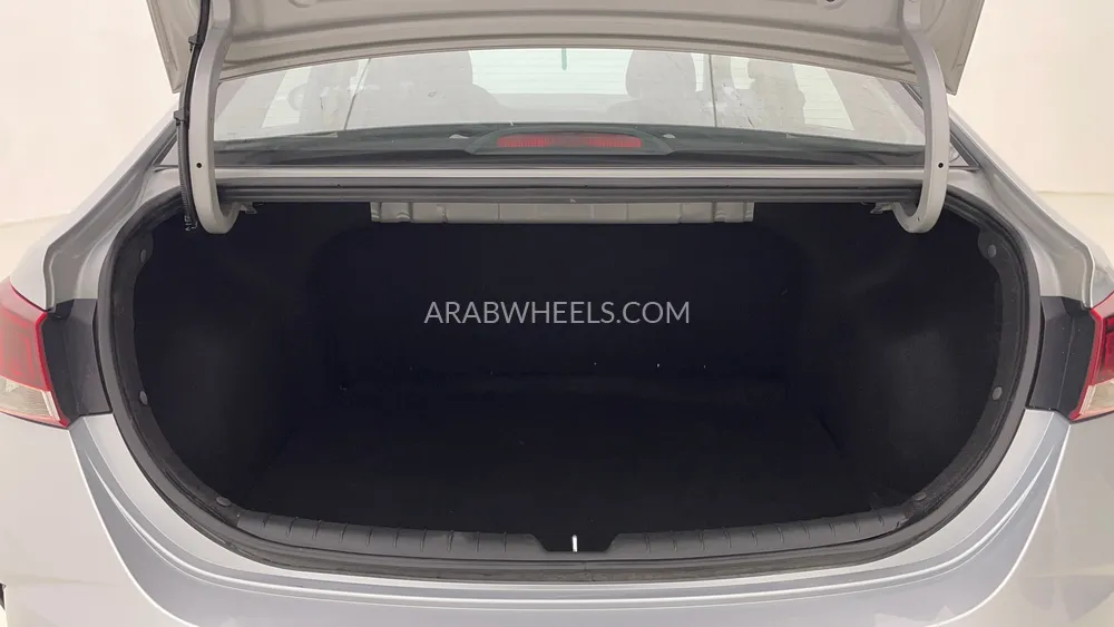 Hyundai Accent 2022 for Sale in Dubai Image-24