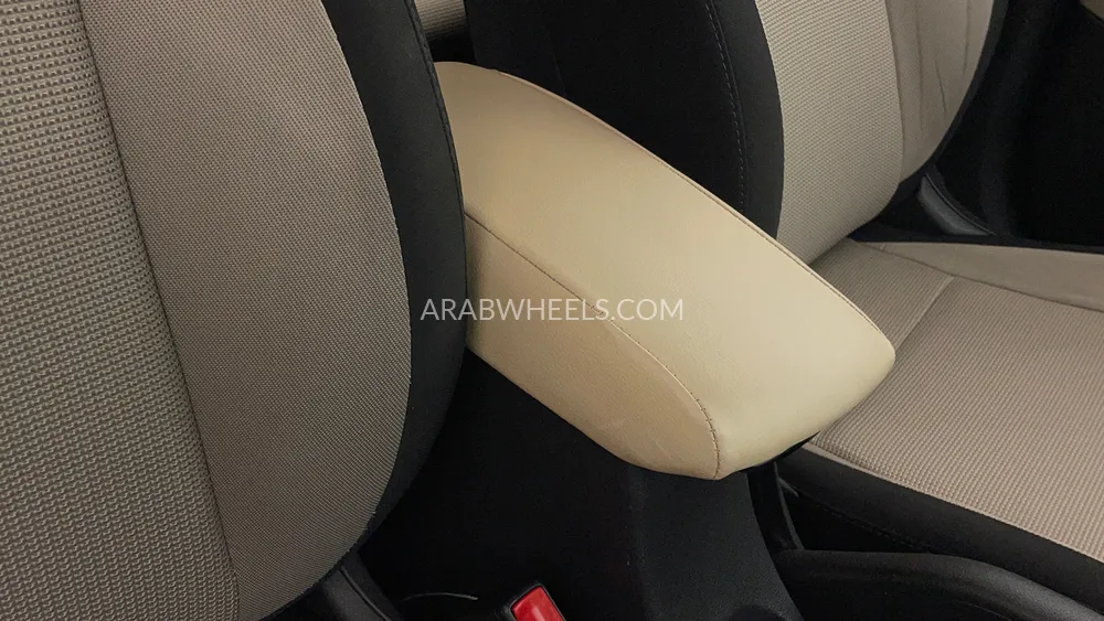 Hyundai Accent 2022 for Sale in Dubai Image-31