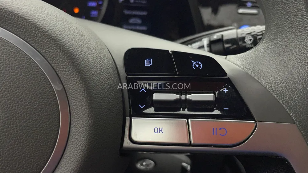 Hyundai Elantra 2023 for Sale in Dubai Image-20