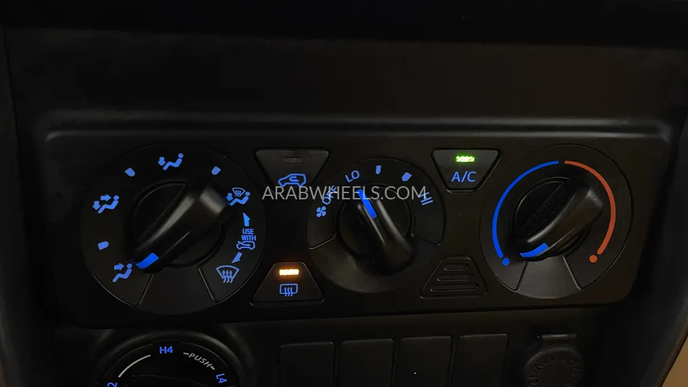 Toyota Fortuner 2023 for Sale in Dubai Image-39