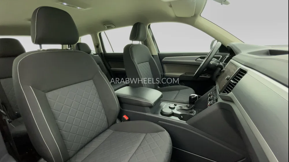 Volkswagen Teramont 2023 for Sale in Dubai Image-24