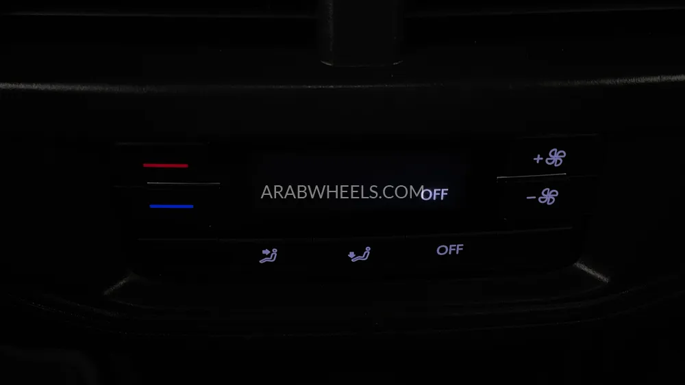 Volkswagen Teramont 2023 for Sale in Dubai Image-38