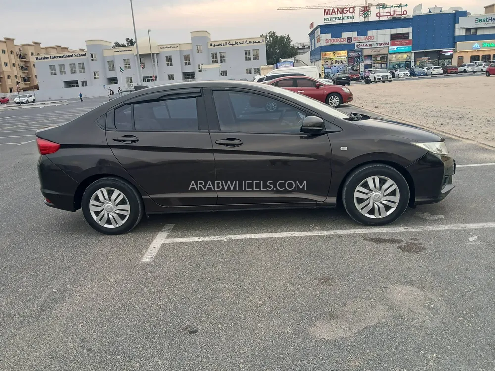 Honda City 2016 for Sale in Dubai Image-3