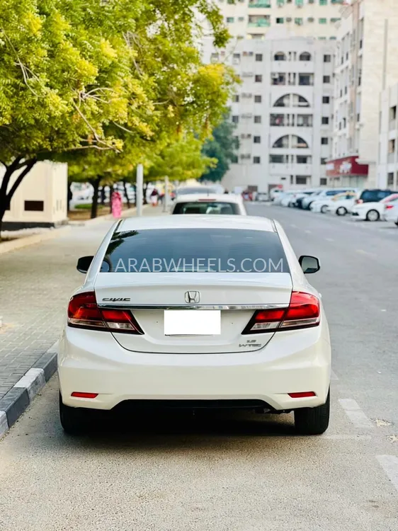 Honda Civic 2014 for Sale in Sharjah Image-3
