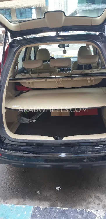 Honda CR-V 2011 for Sale in Abu Dhabi Image-5