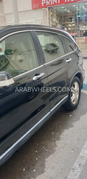 Honda CR-V 2011 for Sale in Abu Dhabi Image-6
