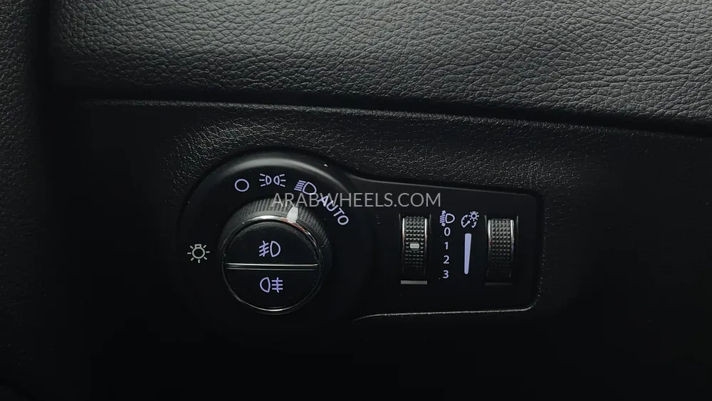 Jeep Compass 2019 for Sale in Dubai Image-39