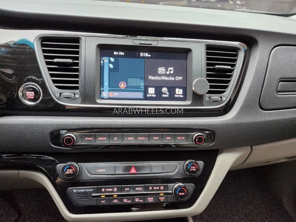 كيا كارنفال 2019 for Sale in دبي Image-6