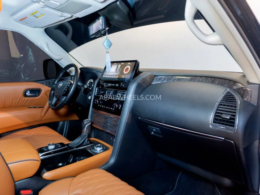 Nissan Patrol 2023 for Sale in Dubai Image-14
