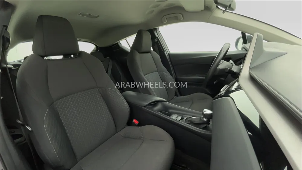 Toyota C-HR 2020 for Sale in Dubai Image-24