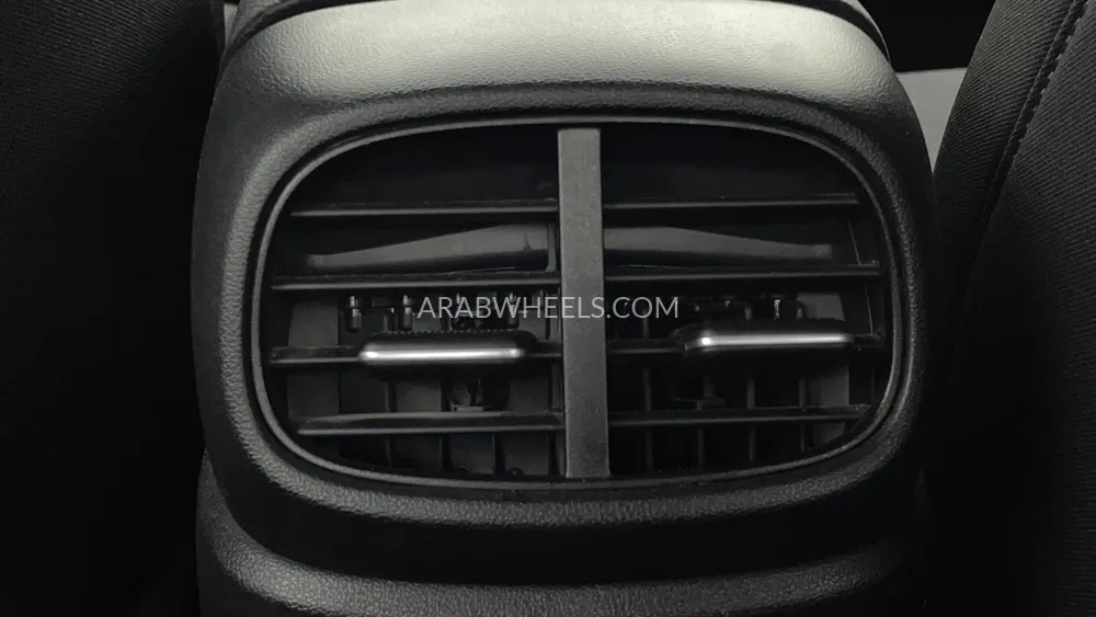 Hyundai Elantra 2025 for Sale in Dubai Image-23