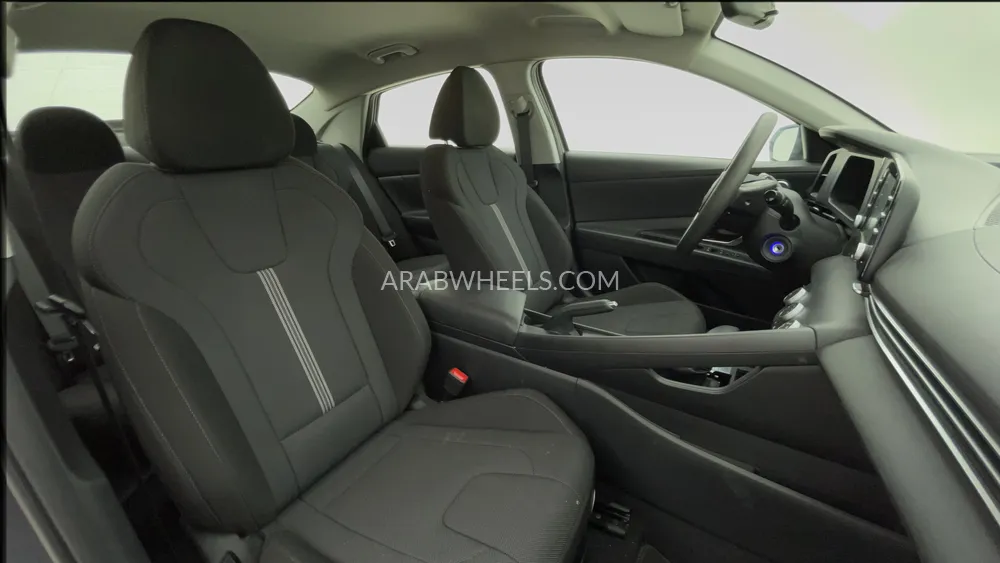 Hyundai Elantra 2025 for Sale in Dubai Image-24