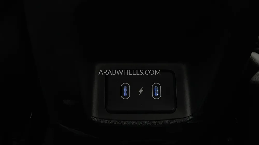 Hyundai Elantra 2025 for Sale in Dubai Image-41