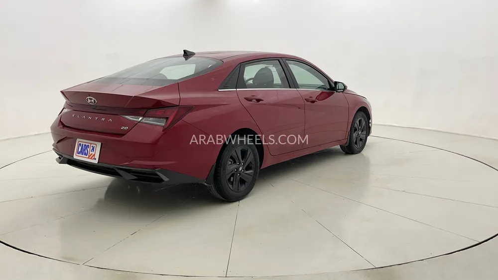 Hyundai Elantra 2022 for Sale in Dubai Image-3