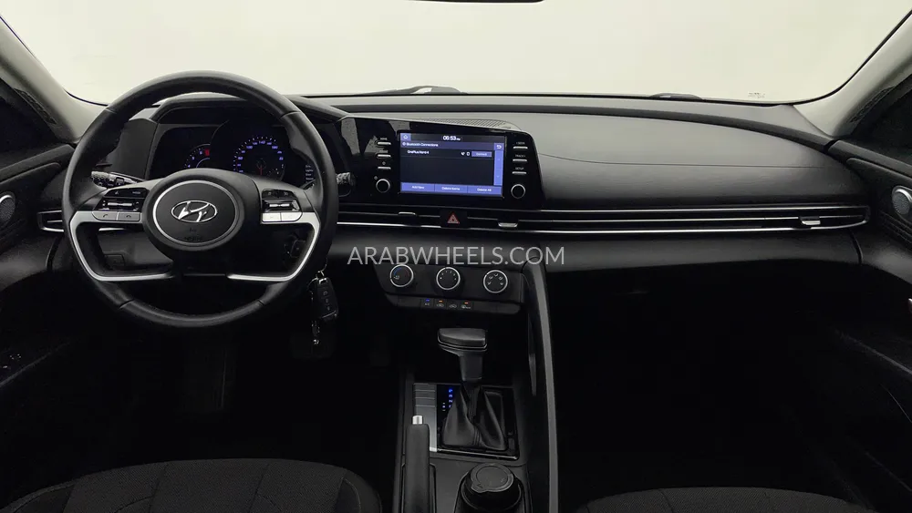 Hyundai Elantra 2022 for Sale in Dubai Image-12