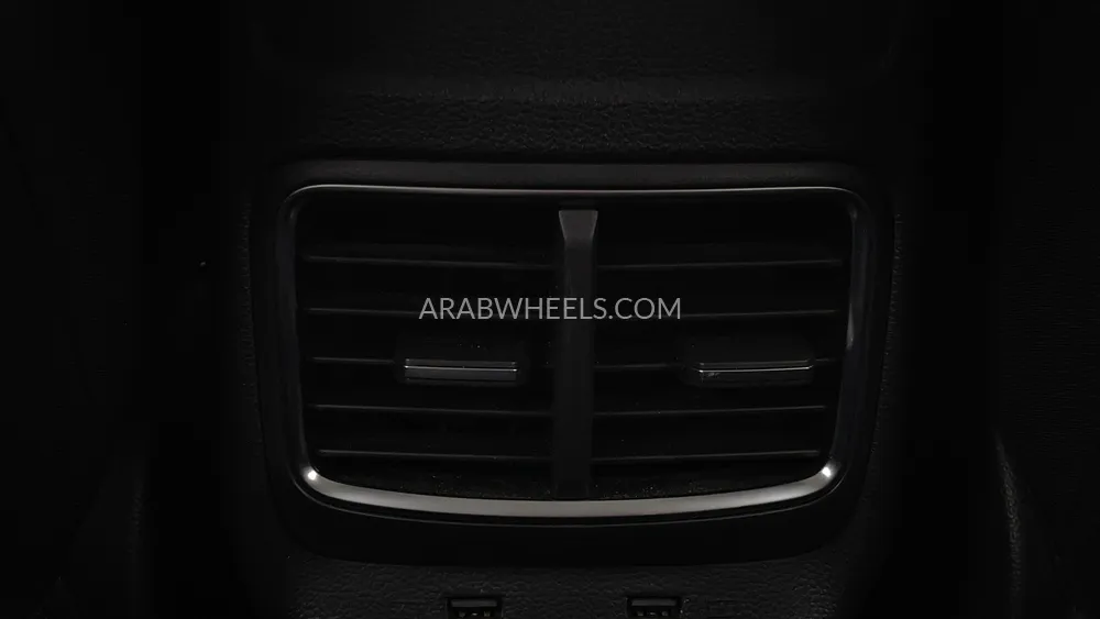 MG ZS 2023 for Sale in Dubai Image-24