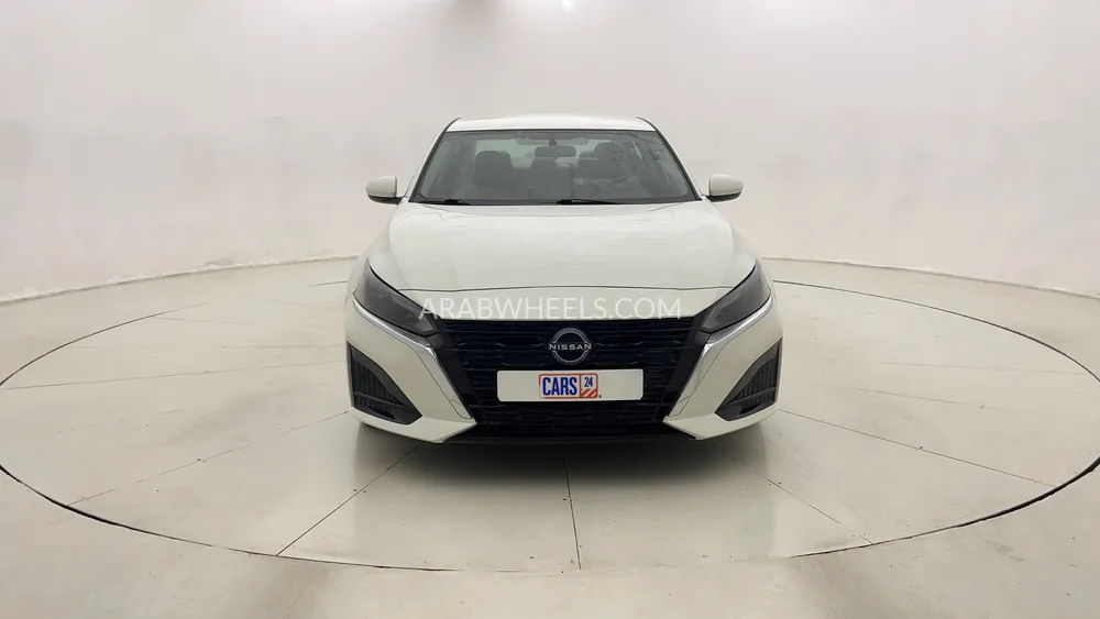 Nissan Altima 2023 for Sale in Dubai Image-8