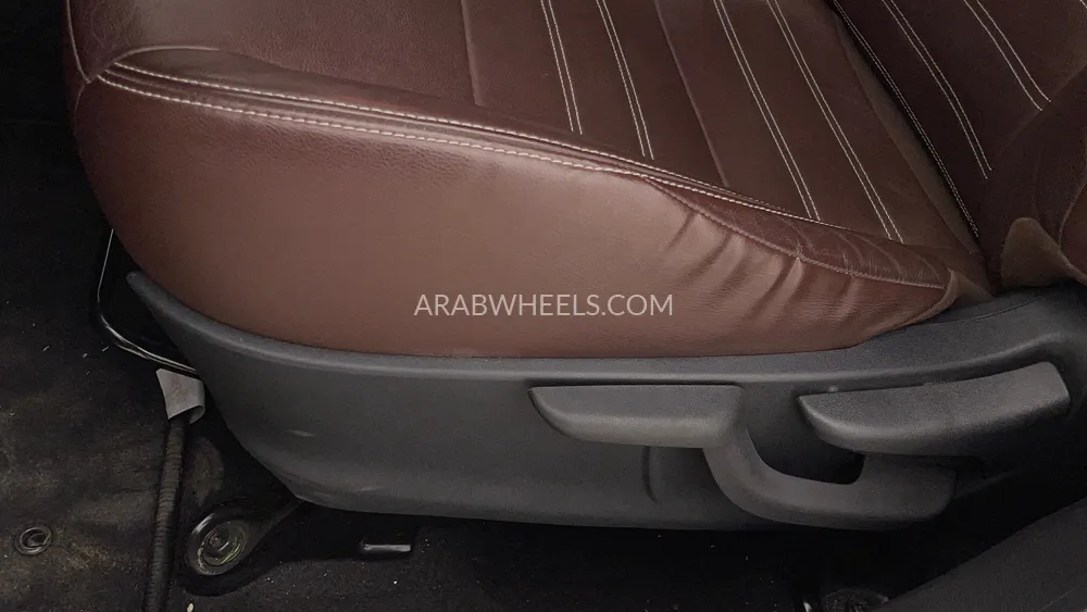 Nissan Kicks 2023 for Sale in Dubai Image-24