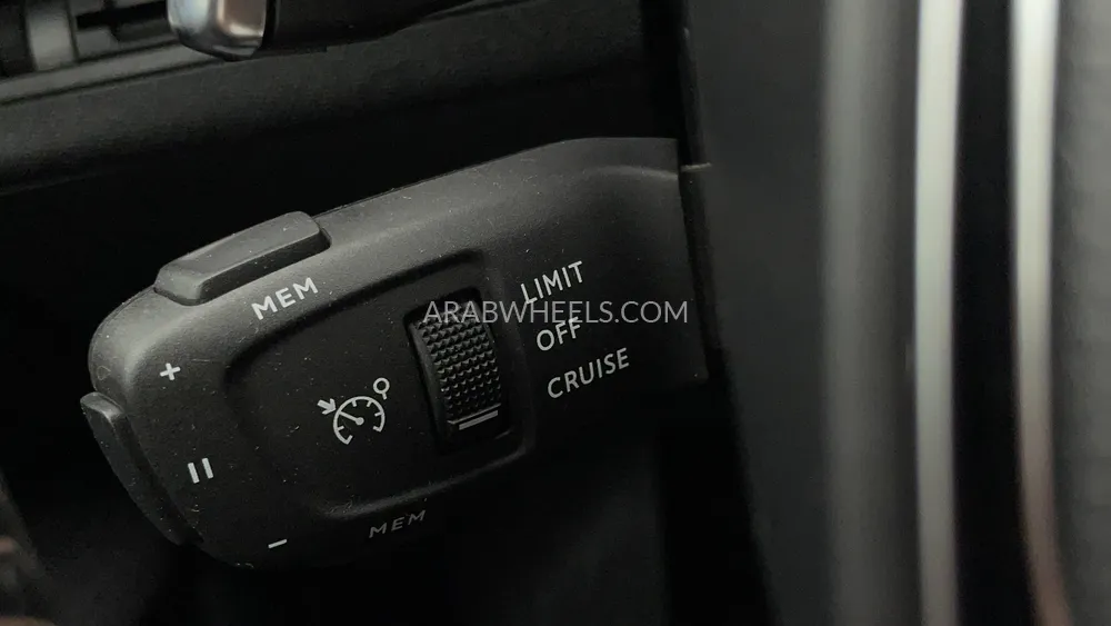 Peugeot 3008 2023 for Sale in Dubai Image-44