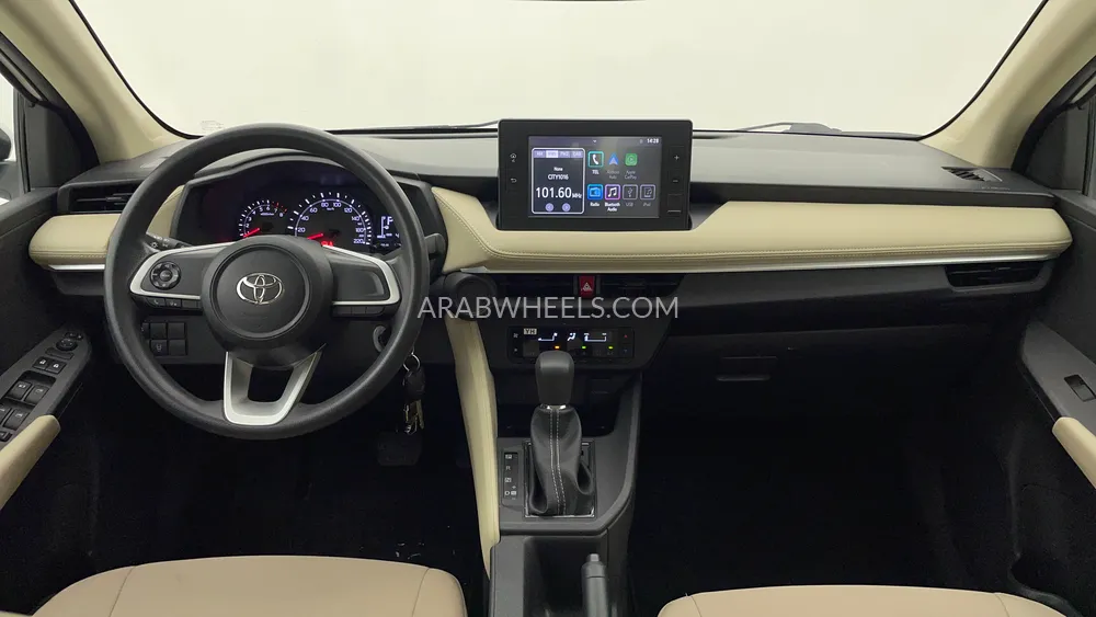 Toyota Yaris 2023 for Sale in Dubai Image-12