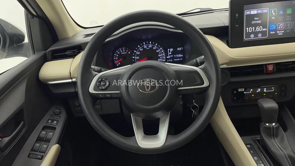 Toyota Yaris 2023 for Sale in Dubai Image-16