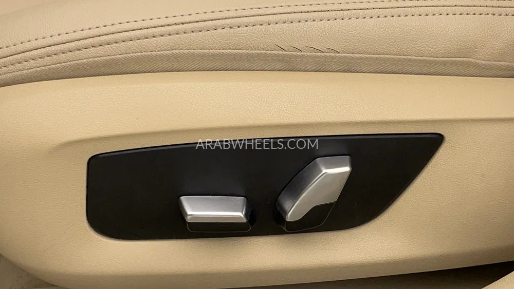 BMW 5 series 2018 for Sale in Dubai Image-22