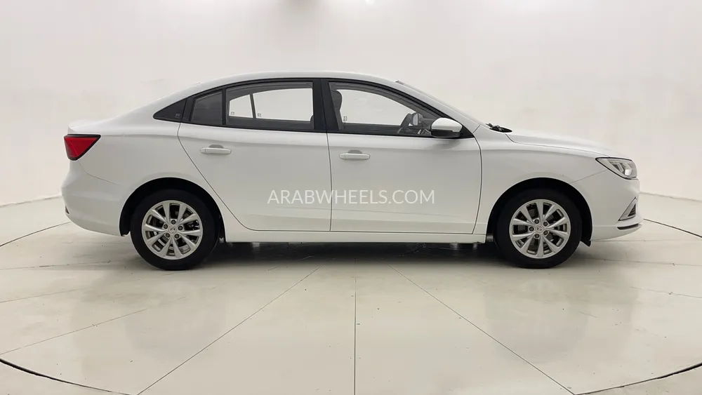 MG 5 2023 for Sale in Dubai Image-2