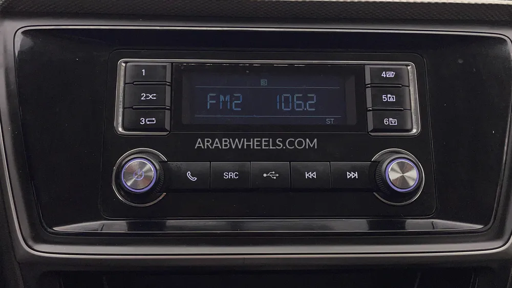 MG 5 2023 for Sale in Dubai Image-28