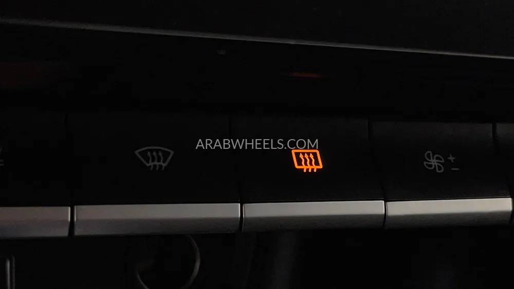 MG ZS 2022 for Sale in Dubai Image-40