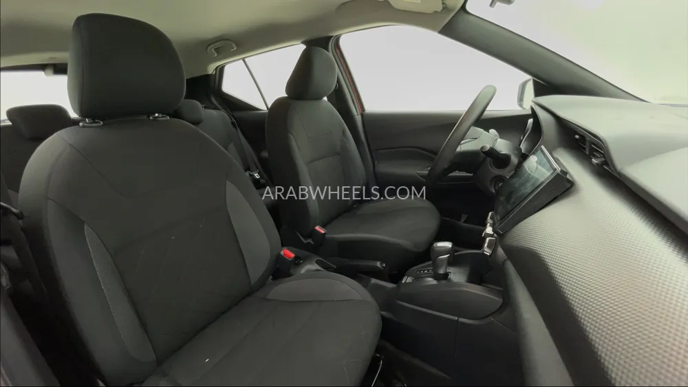 Nissan Kicks 2020 for Sale in Dubai Image-22