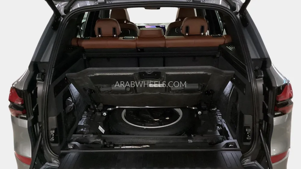 BMW X5 2024 for Sale in Sharjah Image-15