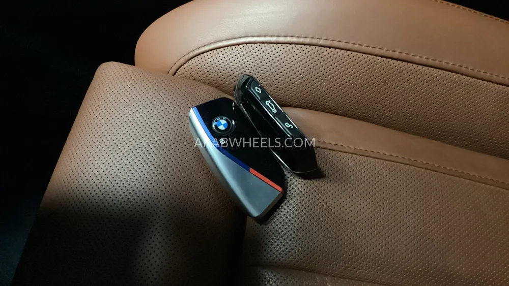 BMW X5 2024 for Sale in Sharjah Image-18