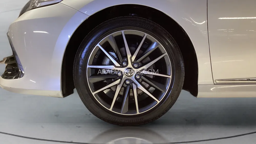 Toyota Camry 2024 for Sale in Sharjah Image-9