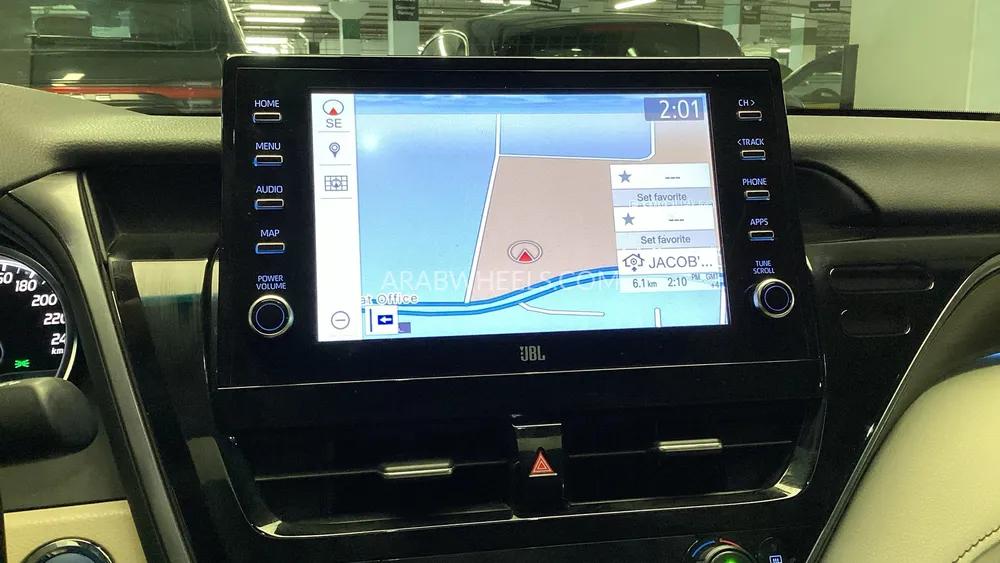 Toyota Camry 2024 for Sale in Sharjah Image-21