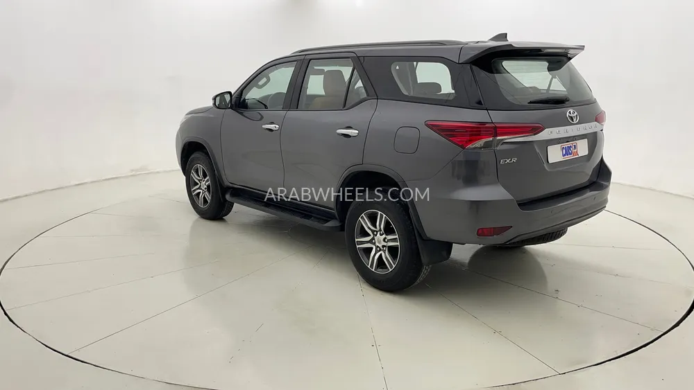 تويوتا فورتشنر 2019 for Sale in دبي Image-5