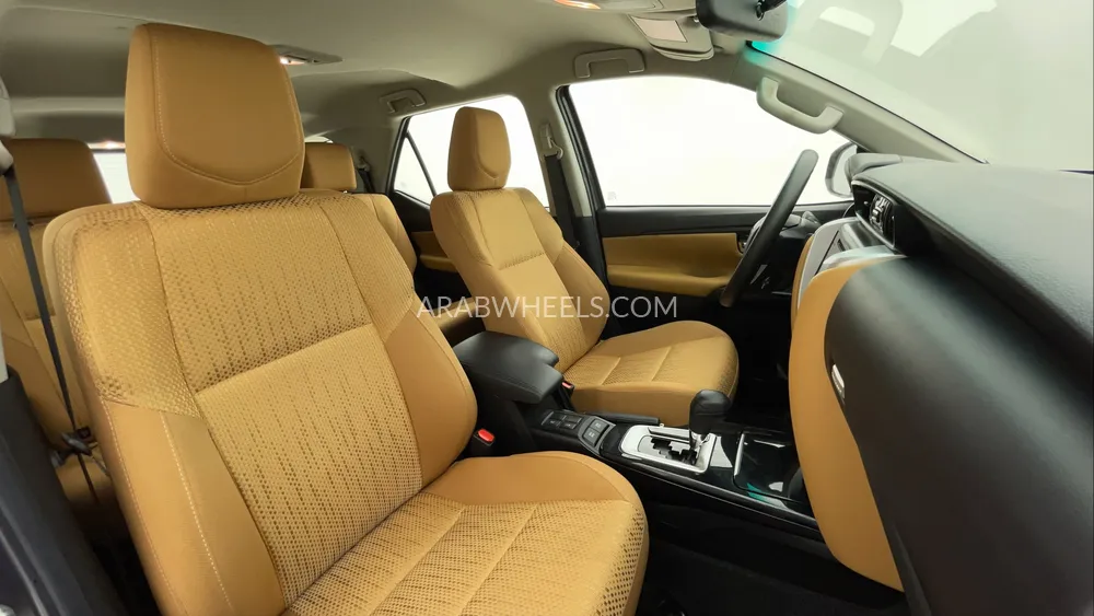 تويوتا فورتشنر 2019 for Sale in دبي Image-22