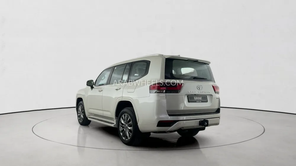 Toyota Land Cruiser 2024 for Sale in Dubai Image-4