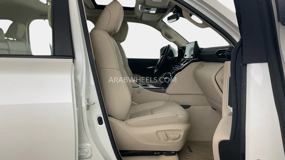 Toyota Land Cruiser 2024 for Sale in Dubai Image-12