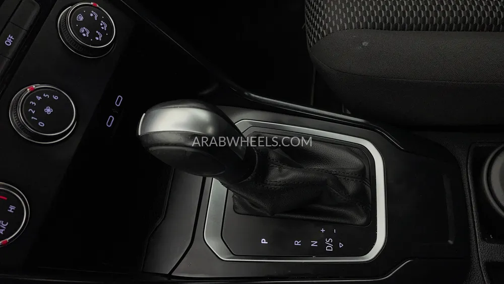 Volkswagen T Roc 2021 for Sale in Dubai Image-17