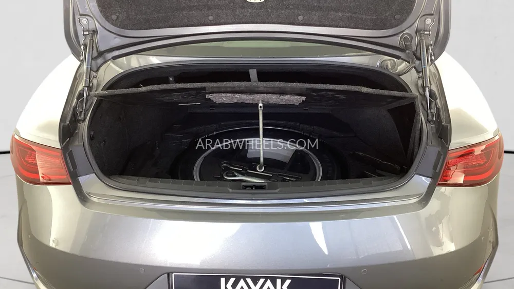 Infiniti Q60 2018 for Sale in Sharjah Image-15