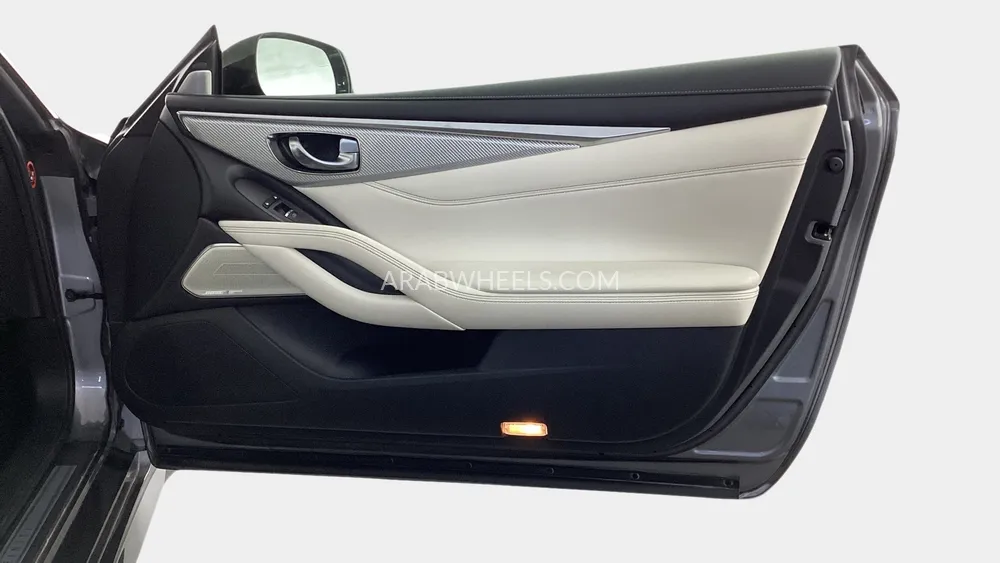 Infiniti Q60 2018 for Sale in Sharjah Image-25