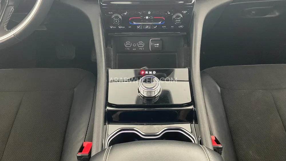 Jeep Grand Cherokee 2022 for Sale in Dubai Image-23