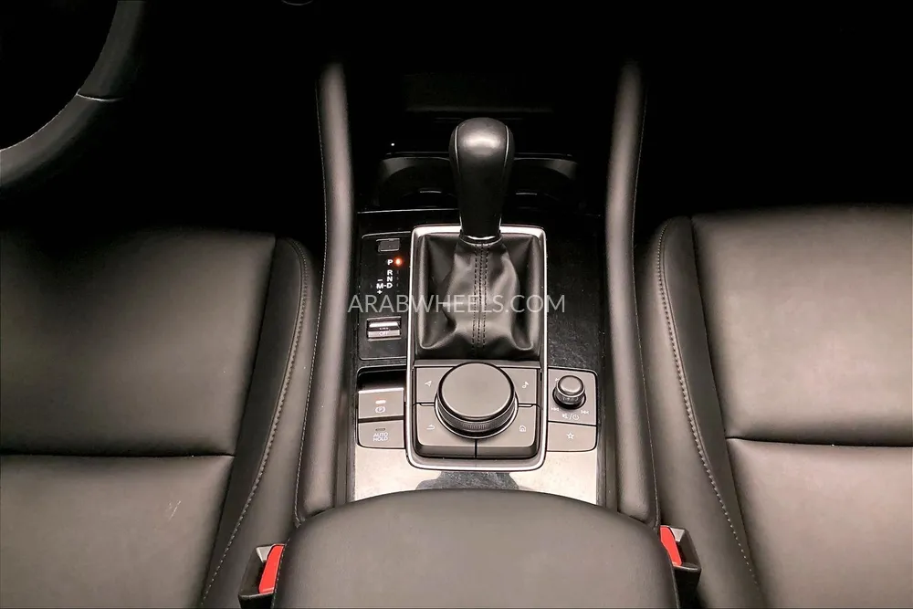 مازدا 3 2024 for Sale in دبي Image-16