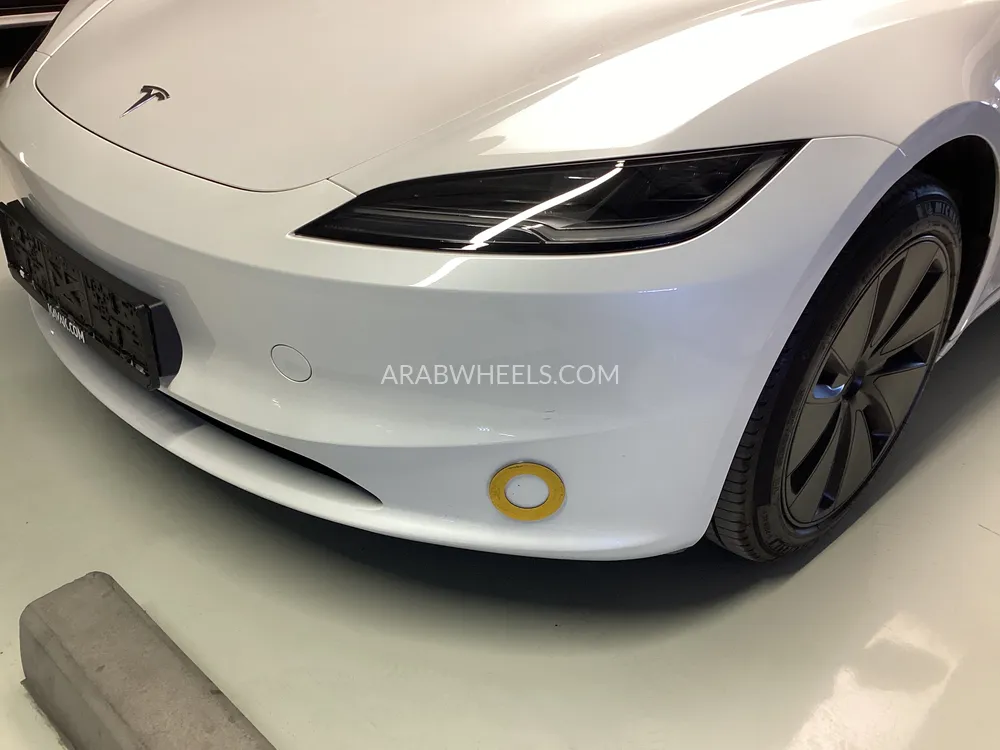 Tesla Model 3 2024 for Sale in Dubai Image-27