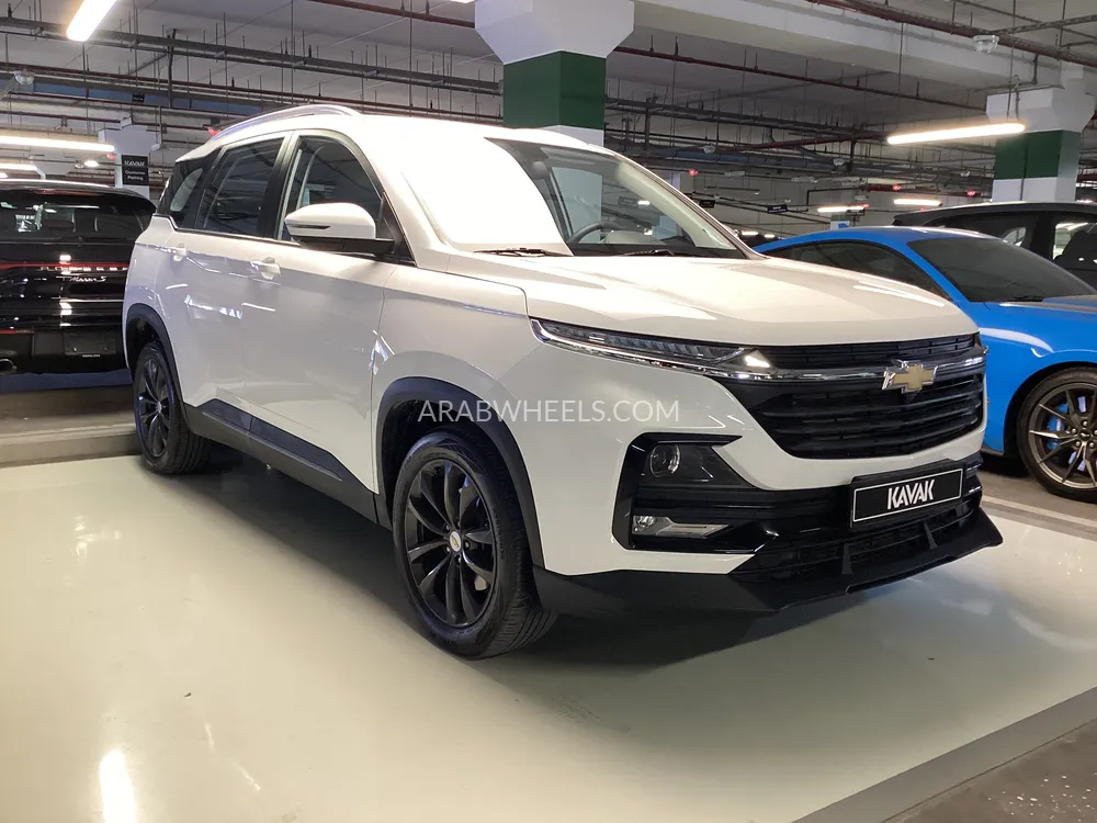Chevrolet Captiva 2024 for Sale in Sharjah Image-3