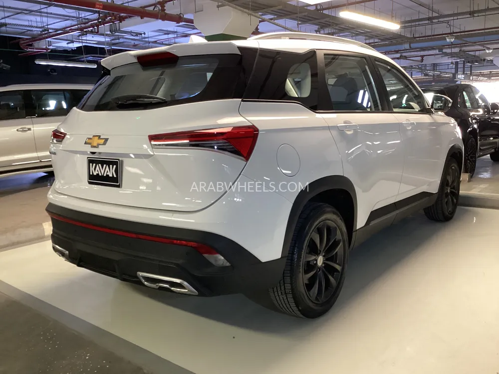 Chevrolet Captiva 2024 for Sale in Sharjah Image-4