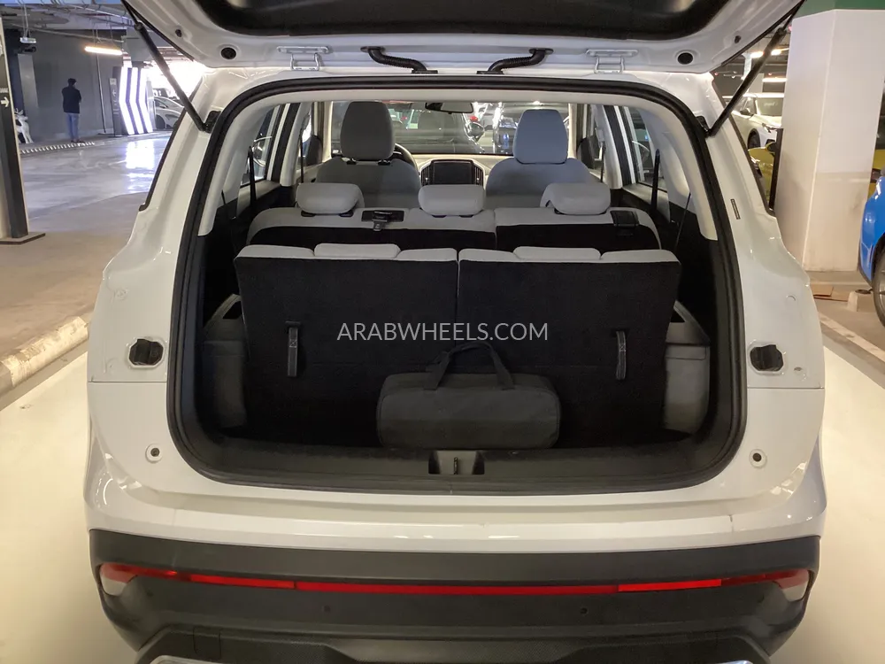 Chevrolet Captiva 2024 for Sale in Sharjah Image-15