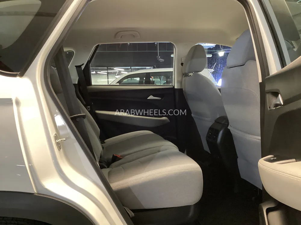 Chevrolet Captiva 2024 for Sale in Sharjah Image-24